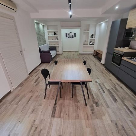 Civico 1 Appartement Valguarnera Caropepe Buitenkant foto